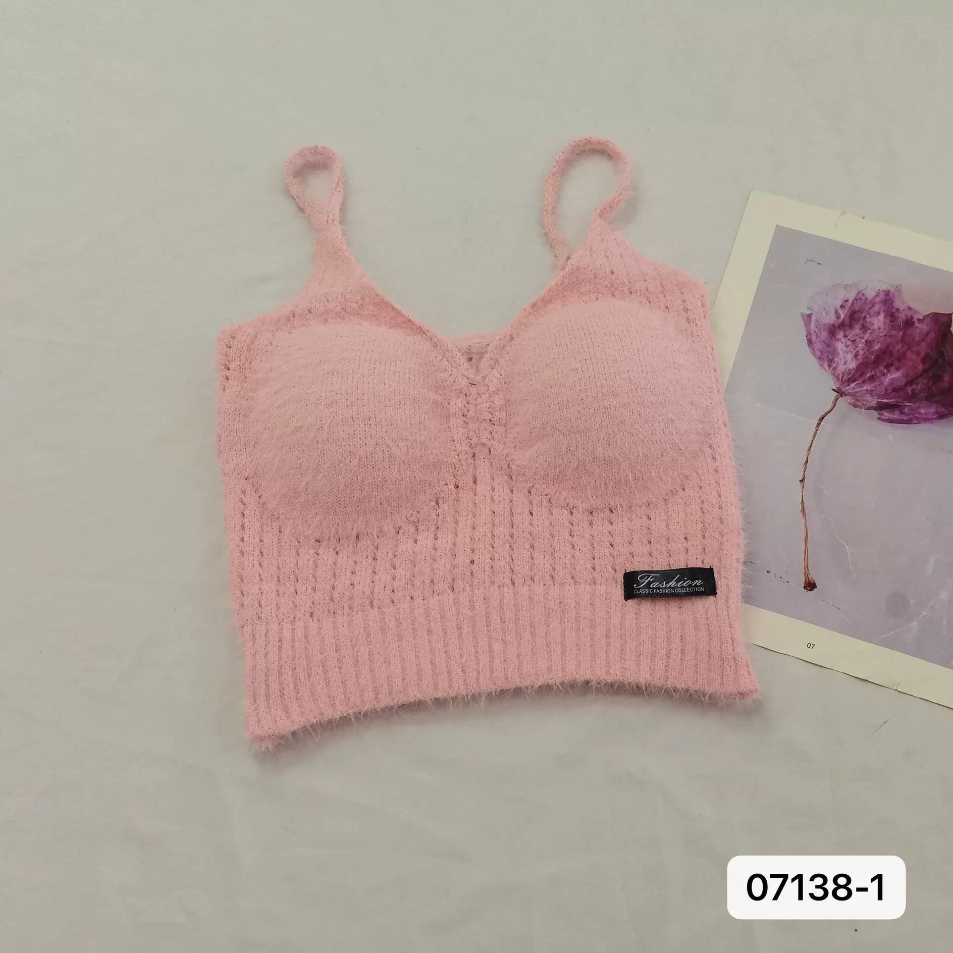 2023夏季新款少女丝V领甜美性感辣妹 软糯毛毛带胸垫吊带上衣女潮