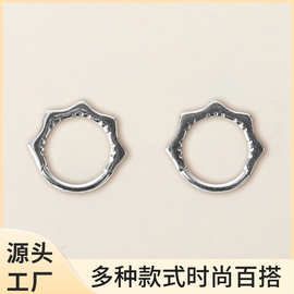 跨境欧美F136钛合金铸造花边鼻环厂家直销批发穿刺产品