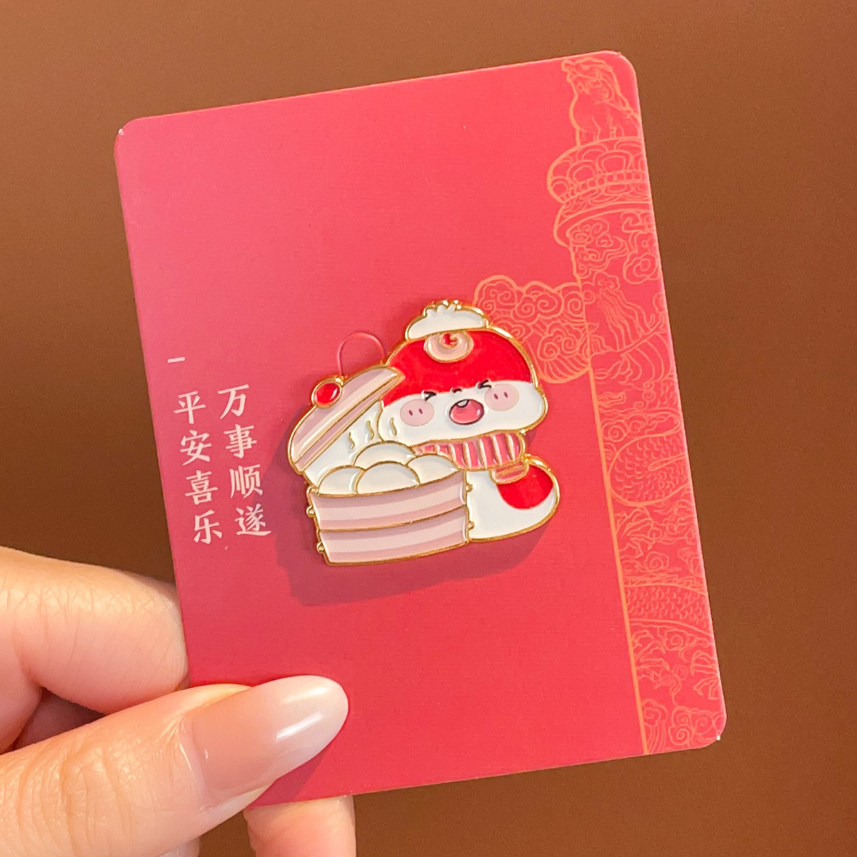 Año de la Serpiente estilo chino Año Nuevo broche de Año Nuevo de la Serpiente diseño de marea nacional Jiaji Wenchuang adorable accesorios de pecho al por mayor image 8