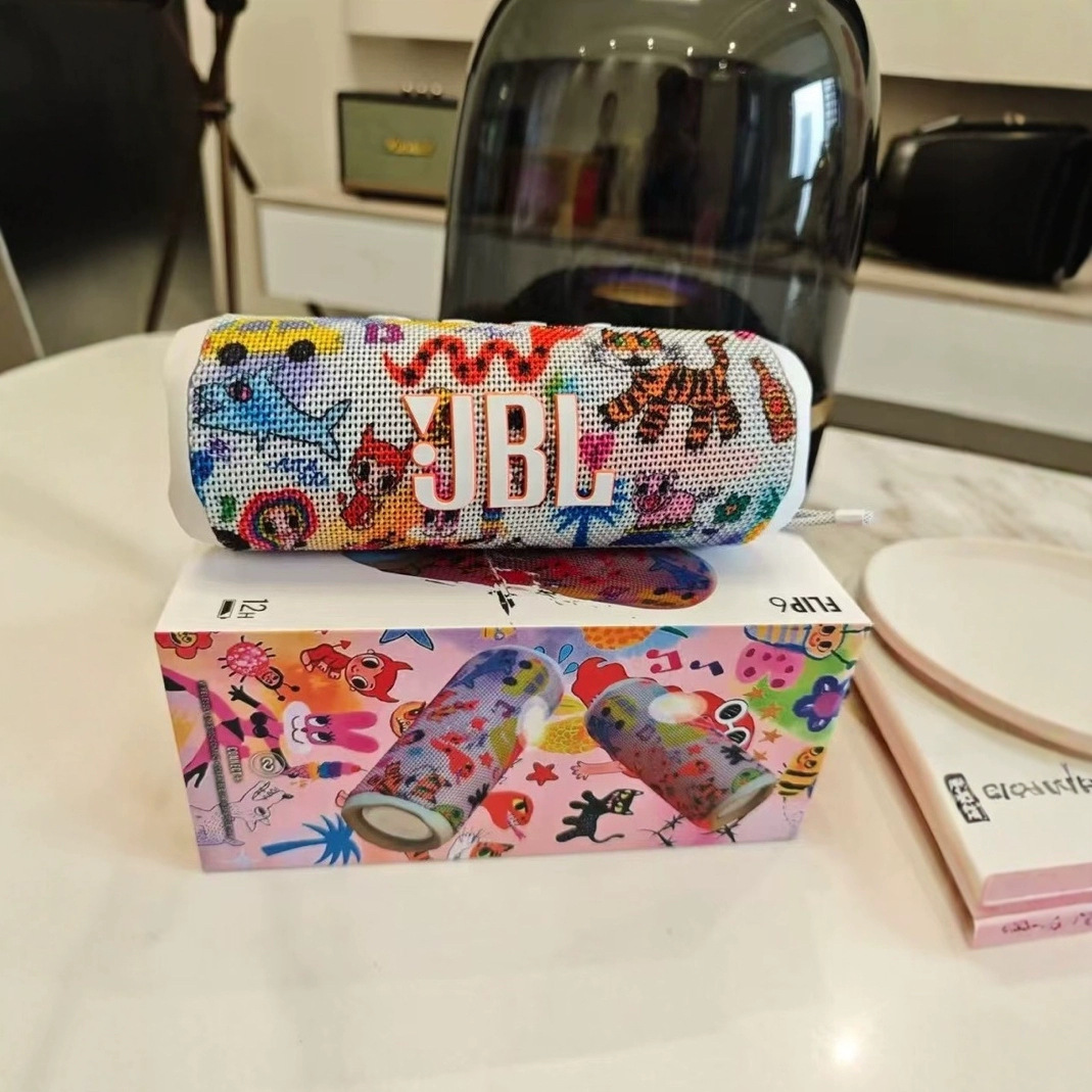 Nuevo altavoz actualizado FLIP6 estampado caleidoscopio Altavoz Bluetooth inalámbrico de sexta generación Subwoofer de red de tela Tarjeta de hogar pequeña