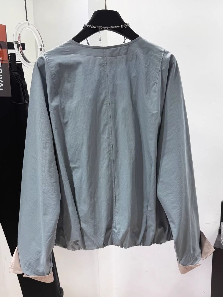 2026 Spring Retro Round Neck Color Block Short Jacket for Women, Loose Fit, Slimming, Versatile, Petite Style, Long Sleeve Top