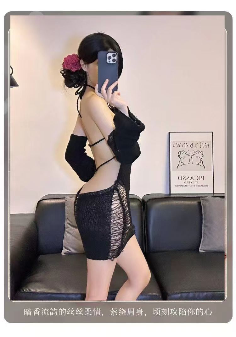 Pure Desire Spice Girl Roleplay Lingerie Set with Hollow-out Hip Skirt, Backless Top, Sleeves and Stockings — detail image 8