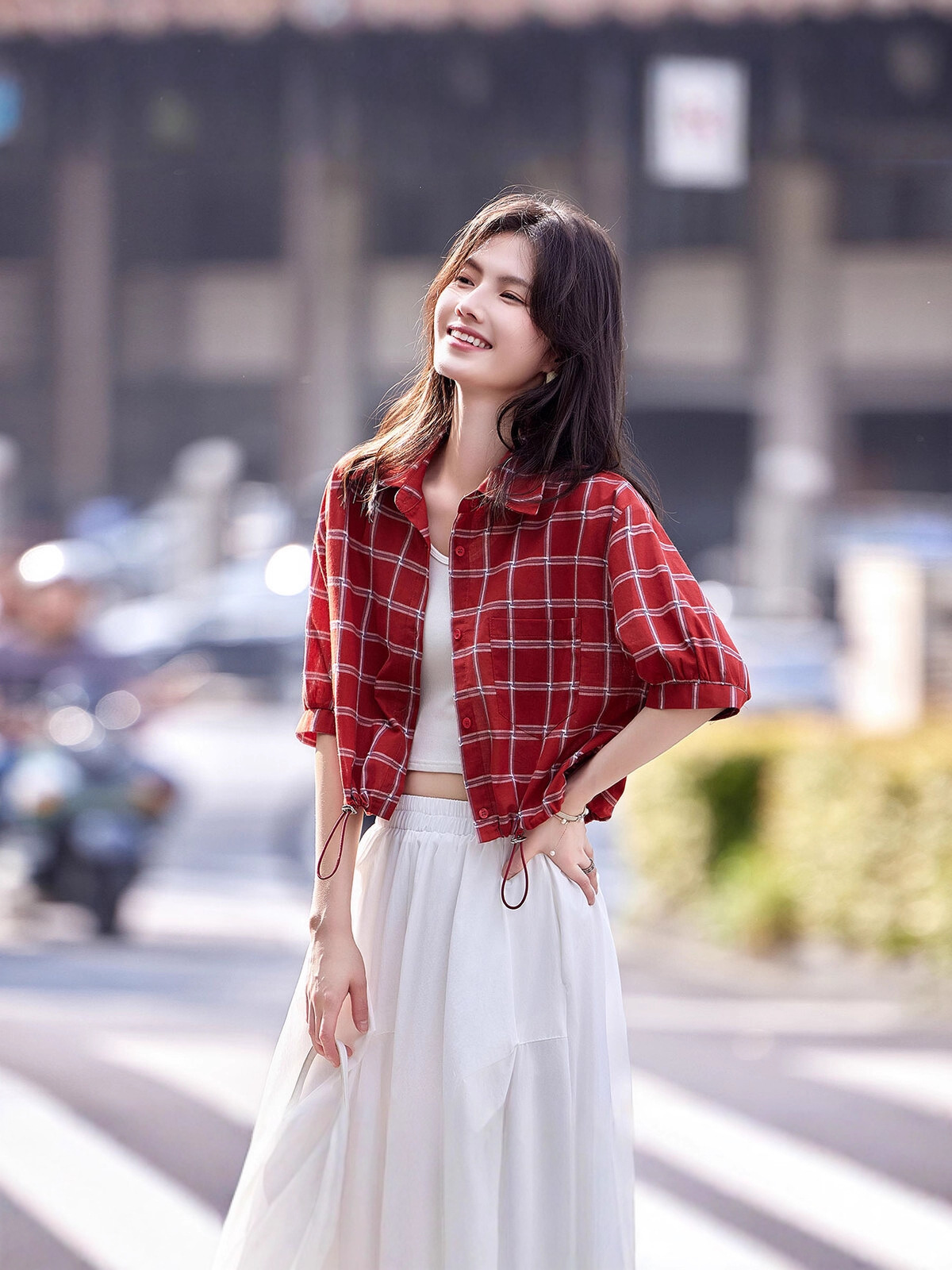 Áo sơ mi nữ cổ bẻ ngắn tay phong cách Nhật Bản kẻ sọc đỏ — kẻ sọc đỏ