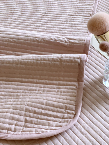 Liangpin Korean simple bed cover single piece pure cotton quilted quilted solid color thickened bed sheet three-piece set autumn and winter