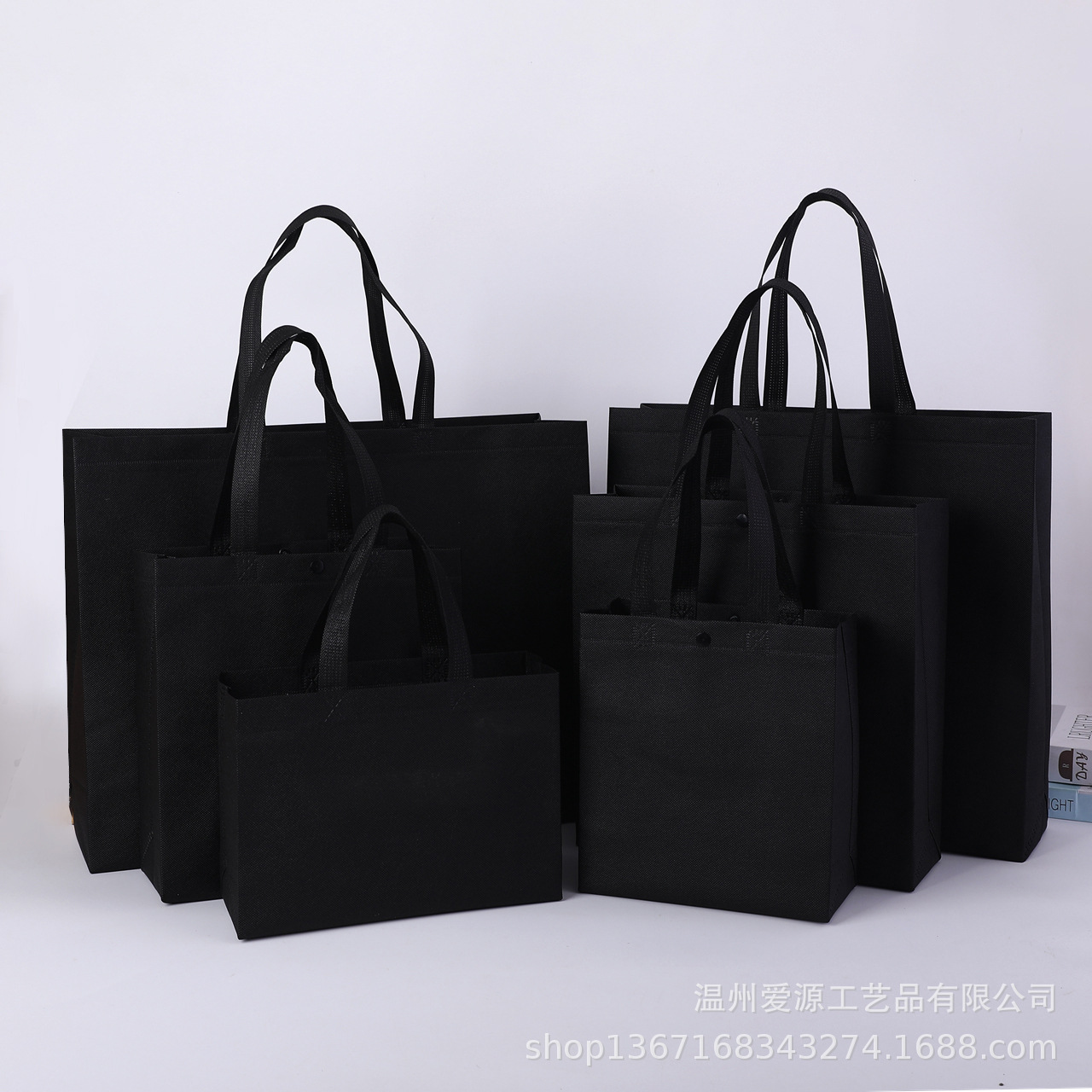 검정색 가방, 검정색 버클이 달린 검정색 핸드백, 미니 가로 버전 28 너비 x 20 높이 x 10 바닥 측면 cm 인터넷 연예인 가방, 신소재 부직포