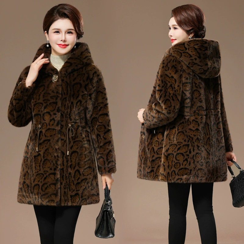 Большая леопардовая новая зимняя одежда мама меховое пальто большого размера меховое пальто 40-летний 80-летний топ свободный