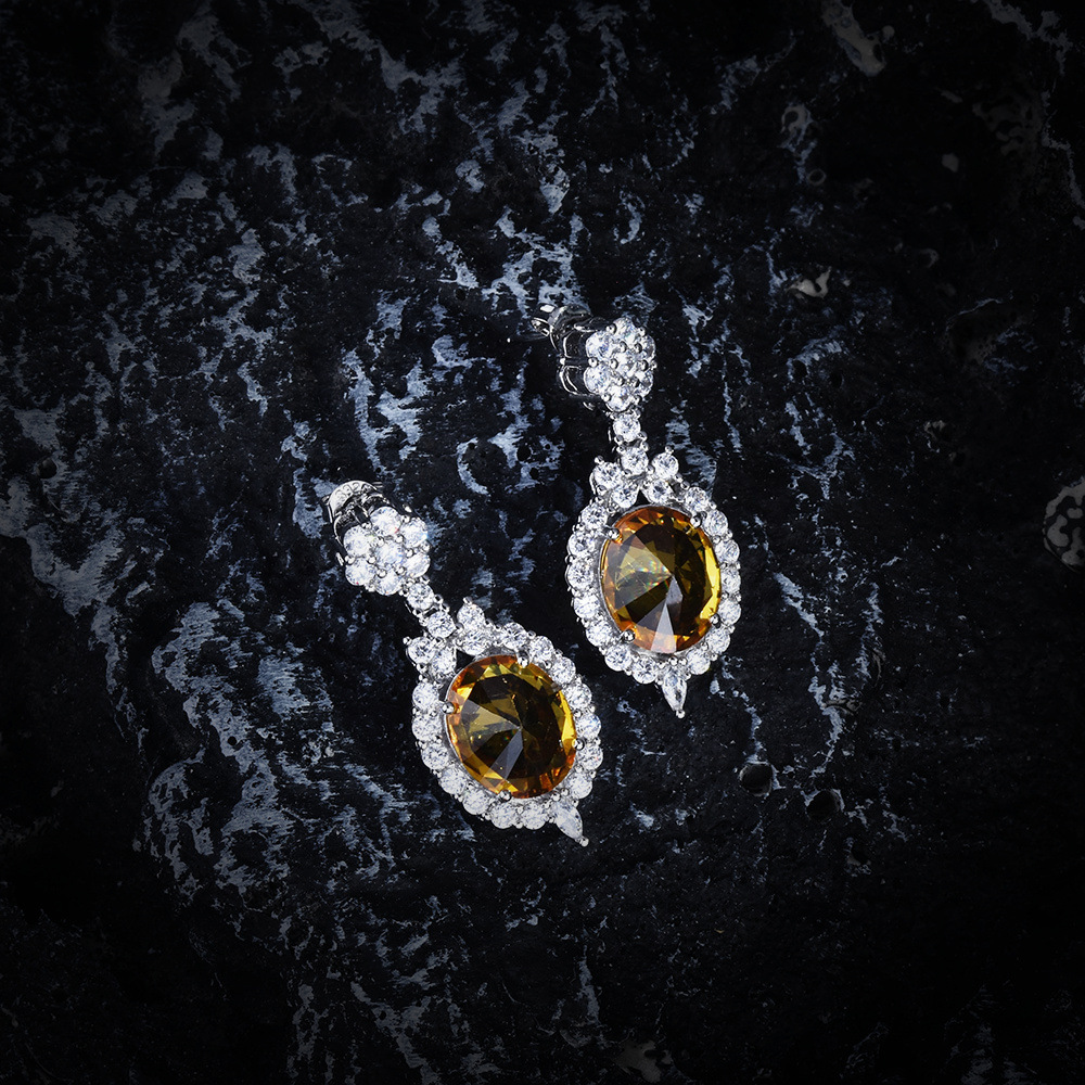 Súper Hada temperamento creativo collar anti-incrustaciones hembra brillante amarillo diamante aretes anillo abierto pull pulsera colorido tesoro conjunto de cuatro piezas