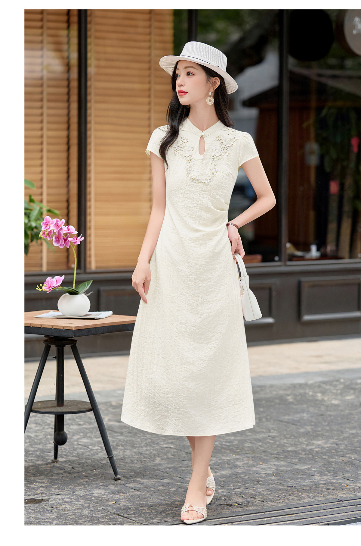 Đầm maxi nữ thắt eo phong cách tân cổ điển họa tiết quốc phong — Màu hồng, màu trắng ngà chi tiết 21