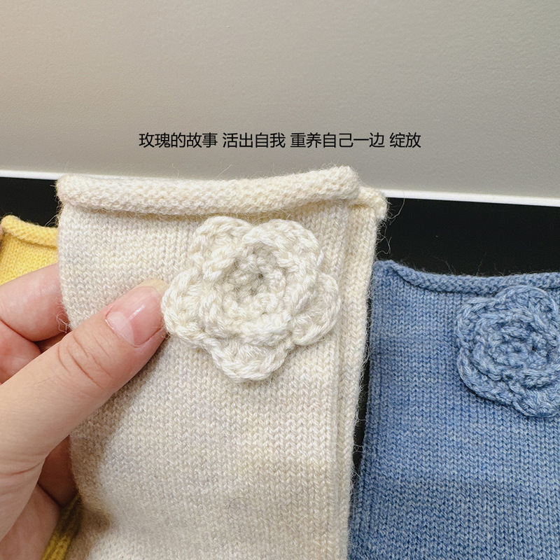 韓国系の甘い立体手作りのバラのニットの毛糸の手袋は全部分けてタッチパネルの女子学生の冬の保温を指します。|undefined