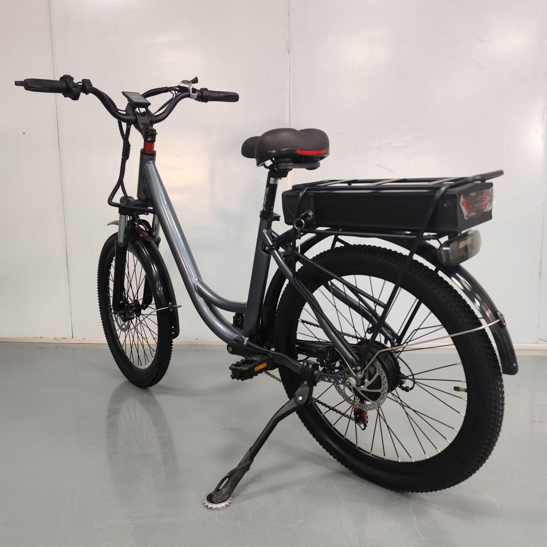 26 inch Electric Bicycle Lightweight Step-Through Mountain Bike