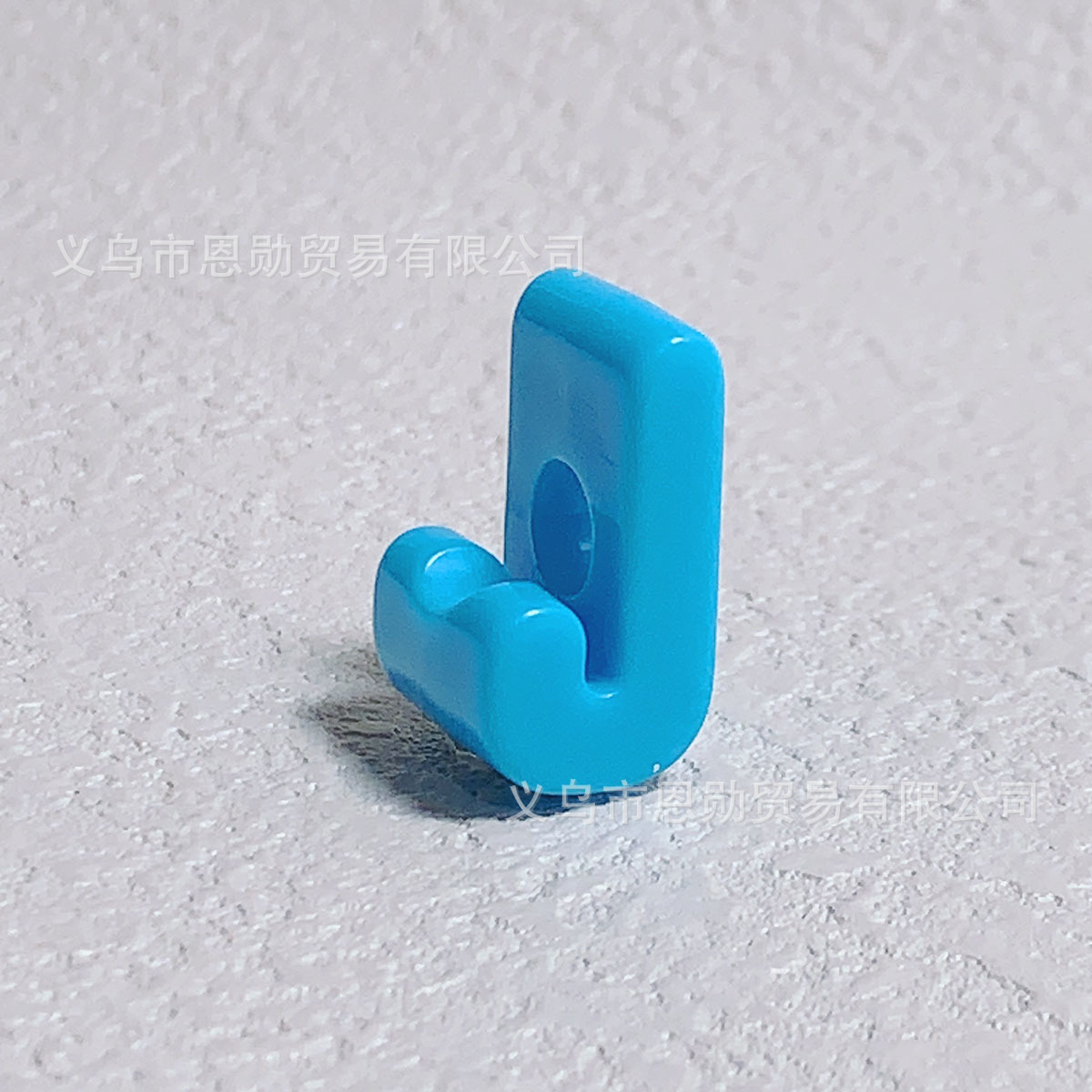 J (Blue)