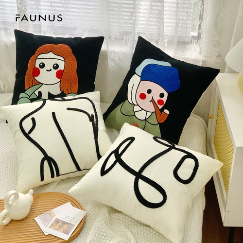 Ins style cream style famous paintings beautiful back embroidery sofa pillow pearl earrings Mona Lisa cotton cushion living room