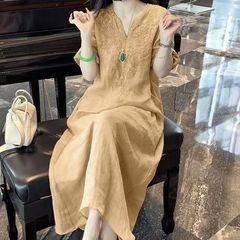 起爆超仙国風重工刺繍ワンピース女性夏の新型膝を越えてゆったりとした痩せたロングスカート