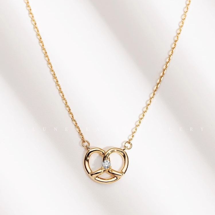 Luxury Magnetic Pearl Necklace For Women Dainty Beaded Choker_voghion.com