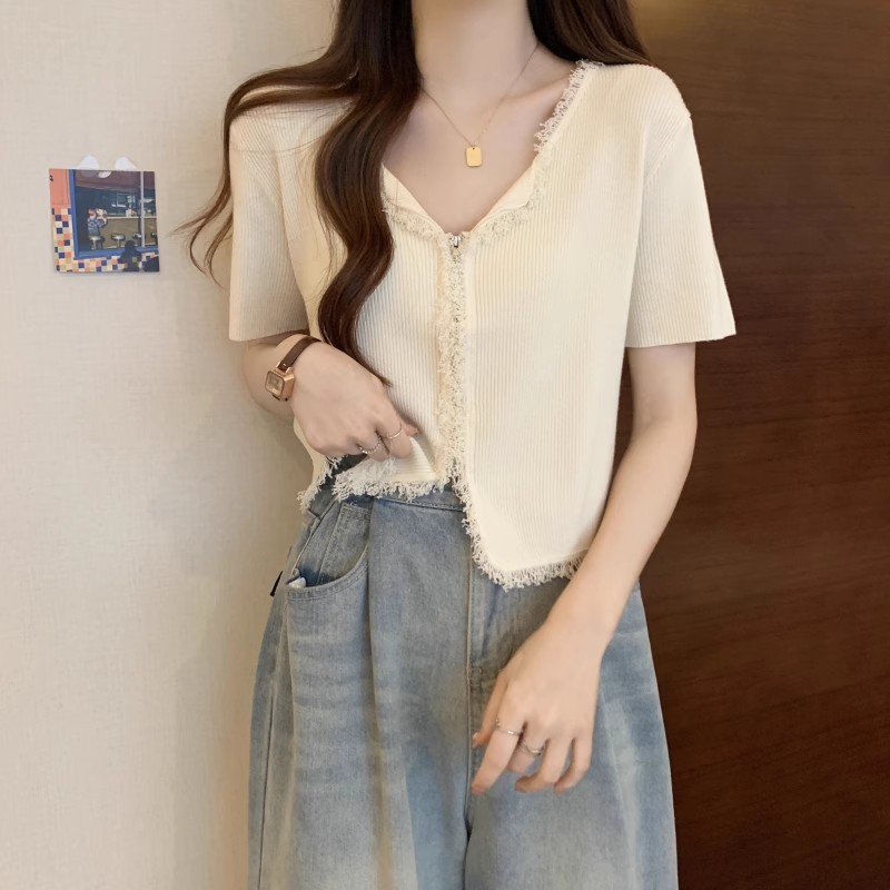 Xiaoxiangfeng Vネックカーディガントップ女性の夏の新しい大きいサイズ少し太ったmmスリムハイエンドフレンチショートシャツ|undefined