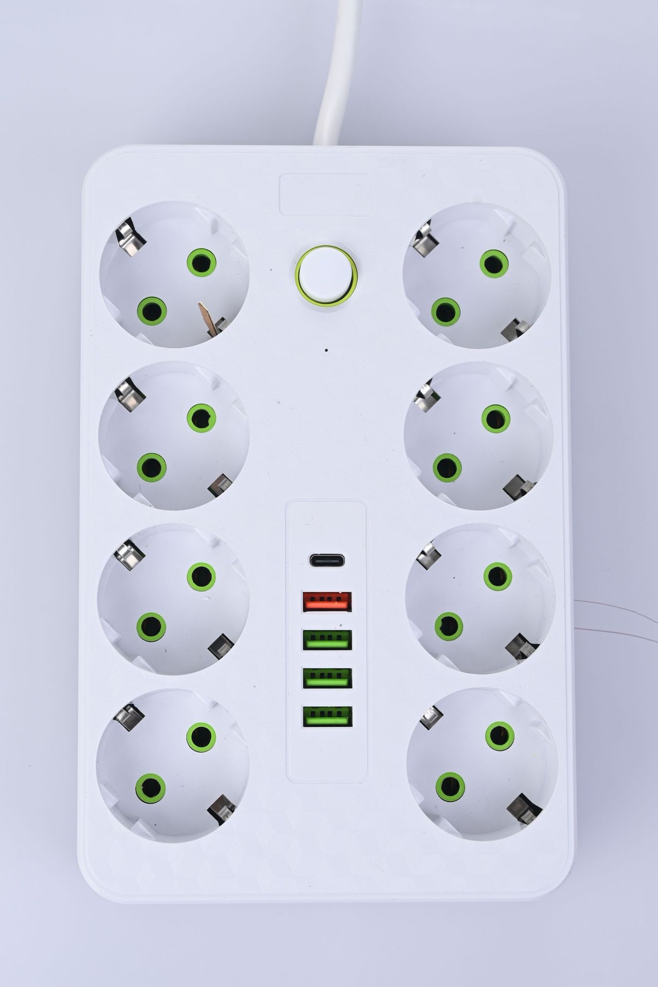 Exportación transfronteriza comercio exterior exportación estándar europeo europeo dos conectores redondos caja de regalo enchufe USB enchufe tabla de cableado