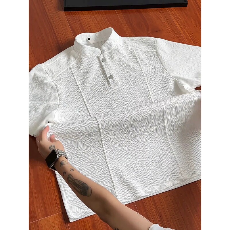 White Textured Stand-Collar Polo Shirt, Short-Sleeved Men's Summer Thin Henley Collar Ice Silk T-Shirt, Regular Shoulder Design with Half-Sleeve