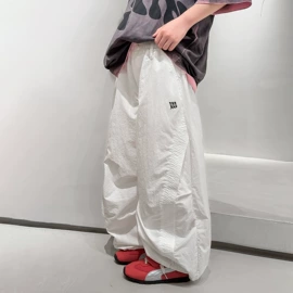 童裤;童T恤;儿童牛仔裤