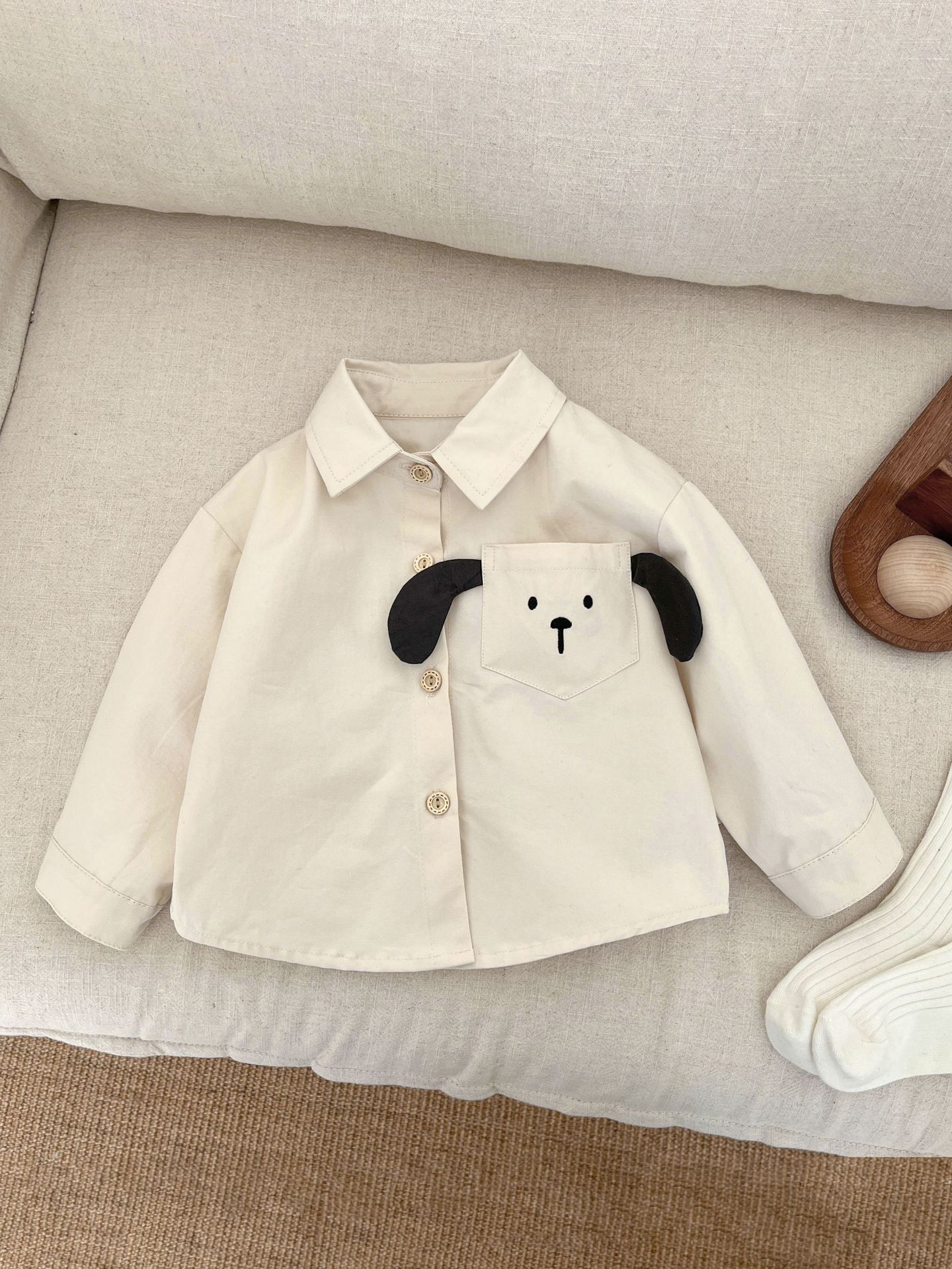Camisas de algodón para niños primavera y otoño nuevo guapo niño casual dibujos animados perros camisa de solapa de camisa versátil