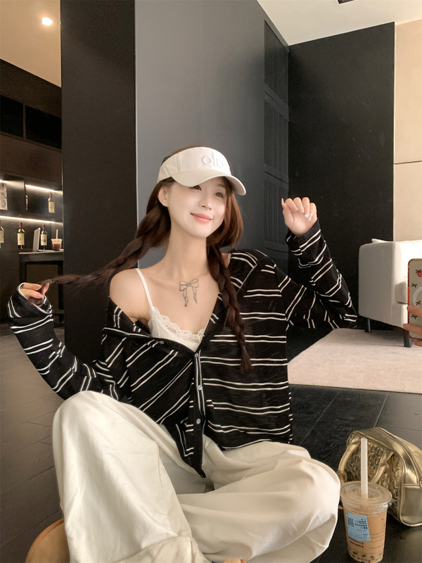 独特漂亮轻薄连帽防晒开衫2025秋季甜酷辣妹条纹长袖外套短上衣女|undefined
