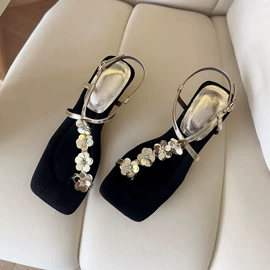 女式时装单鞋;女式皮靴;高跟凉鞋