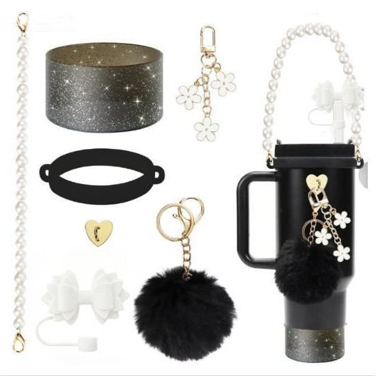 Accesorios de taza Stanley colgante de cuerda de mano flor de silicona gorra de paja de peluche colgante de taza cadena de taza de color cubierta de taza