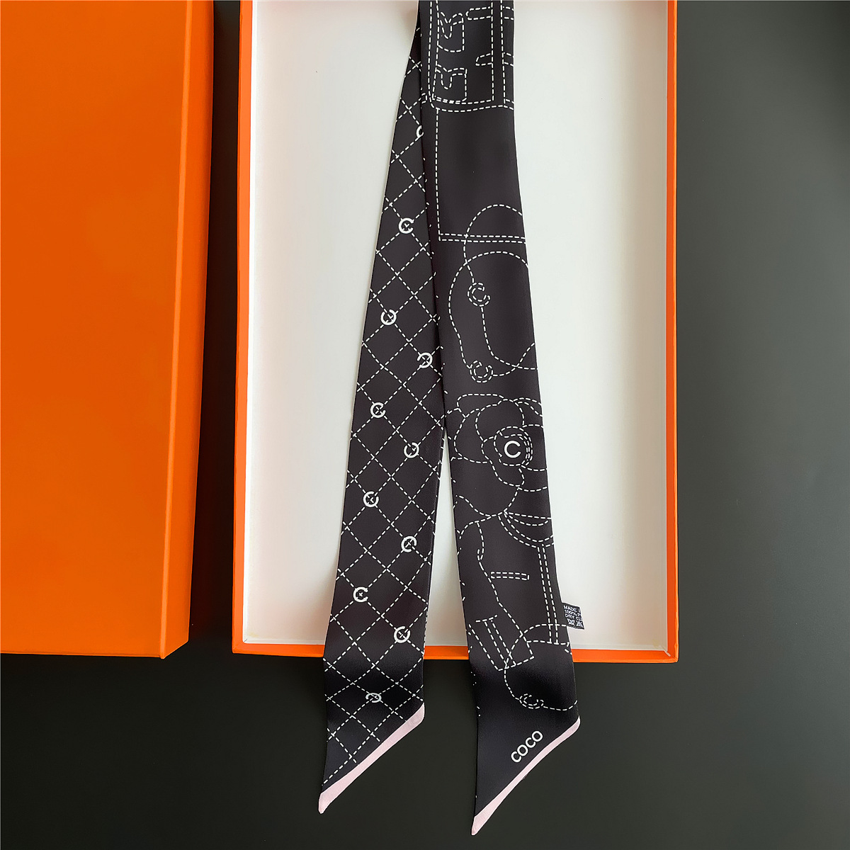 Women's Elegant Business Basic Stripe Satin Tassel Scarf display picture 1