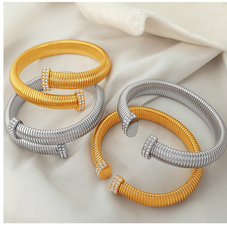 Titan Stahl IG-Stil Übertrieben Toller Stil Überzug Inlay Geometrisch Einfarbig Zirkon Ringe Armbänder Halskette display picture 7