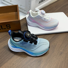 Ůͯ��ͯ2026�ļ��˶�Ь�����ܲ�Ь�ٴ�������ʱ����ťͯЬСͯ