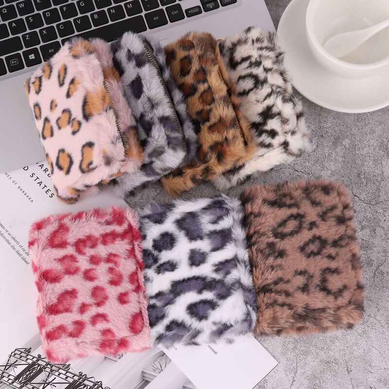 Cross-Border New Plush Coin Purse, Fashionable Leopard Print Wallet, Niche Simple Bag, Furry Card Bag Manufacturer Cross-Border New Plush Coin Purse, Fashionable Leopard Print Wallet, Niche Simple Bag, Furry Card Bag Manufacturer