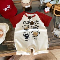 夏のベビークローラー服コーヒーキャットラグランジャンプスーツ韓国風ジャンプスーツ漫画カラーマッチングかわいいベビージャンプスーツ