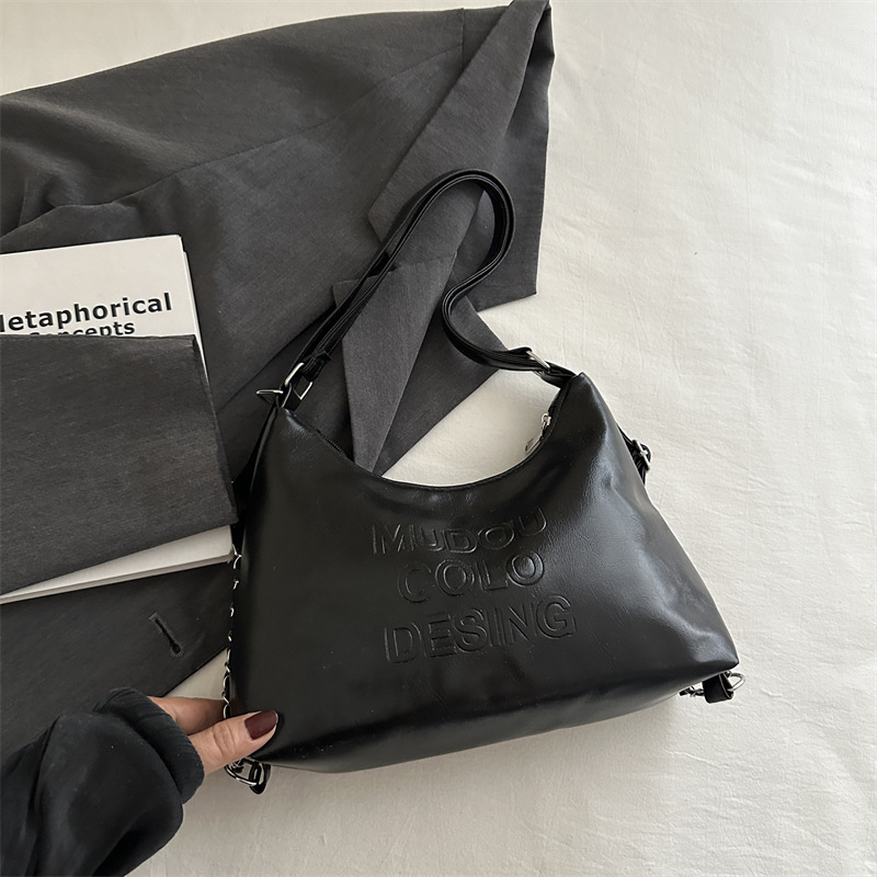 Casual bolsa de plata de gran capacidad para mujeres 2024 nuevo paquete de hombro universal mochila de hombro bolsas de cubo de viaje