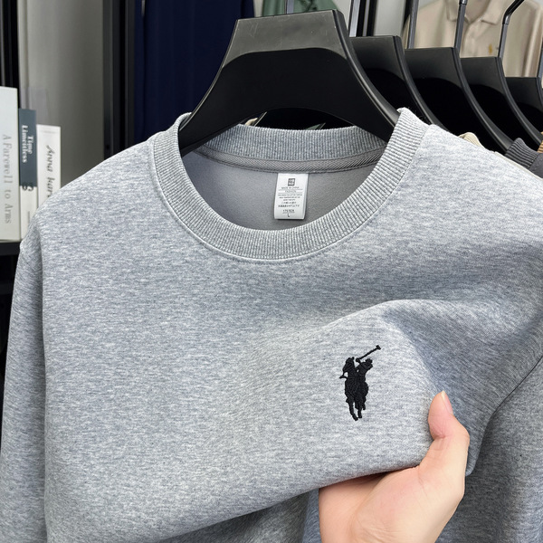 Sweatshirt with a round collar