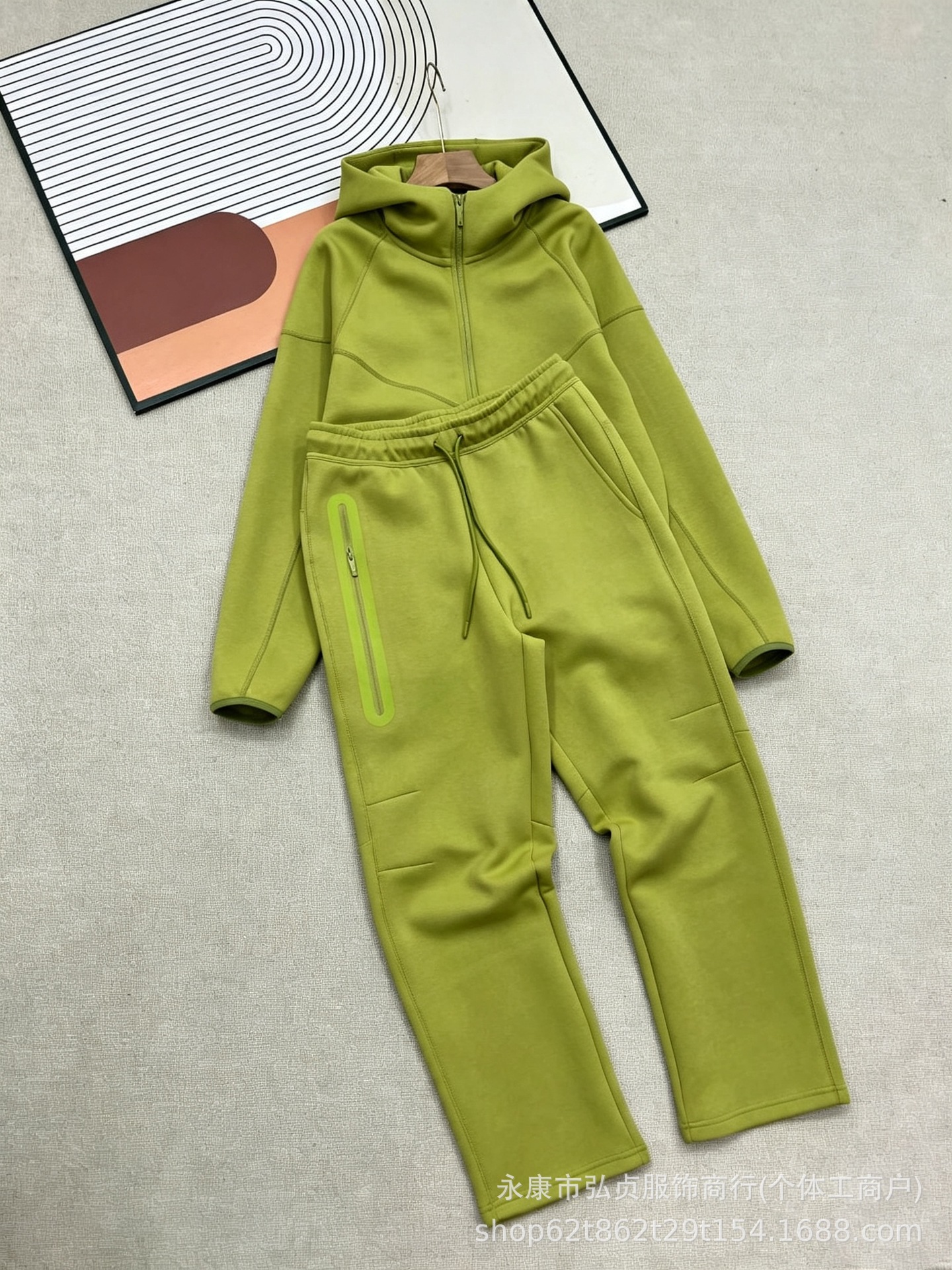 Set. grass green / M
