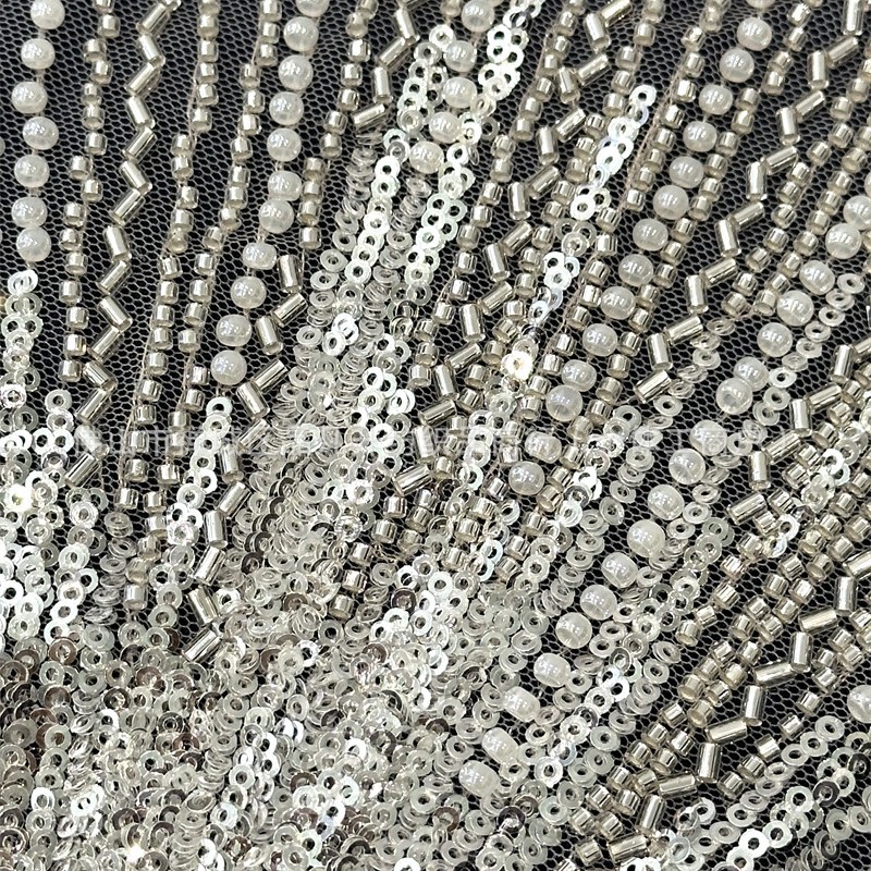 Moda europea y americana bolso sexy nalgas tirantes vestido tela industria pesada tela bordada con cuentas de alta costura encaje con cuentas