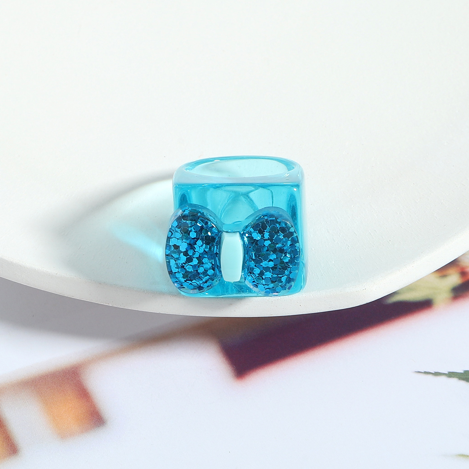Nihaojewelry Simple Bows Color Resin Ring Wholesale Jewelry display picture 6