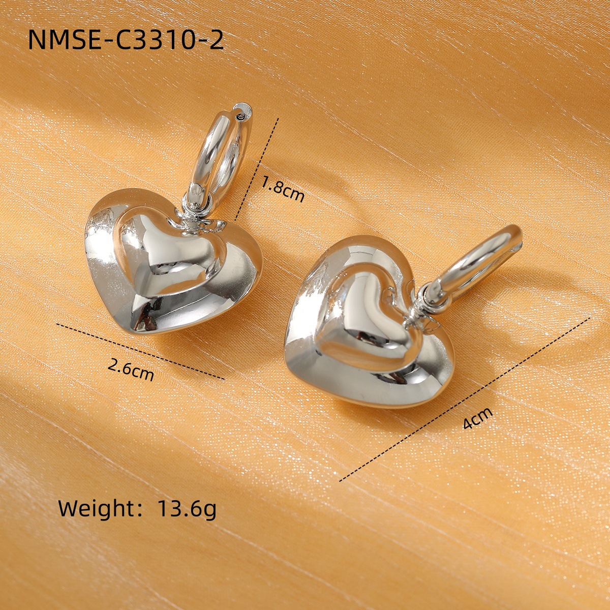 1 Pair Lady Heart Shape Plating 304 Stainless Steel 18K Gold Plated Earrings display picture 17