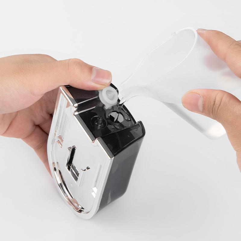 Handheld Garment Steamer Electric Iron With Detachable Water Tank_voghion.com