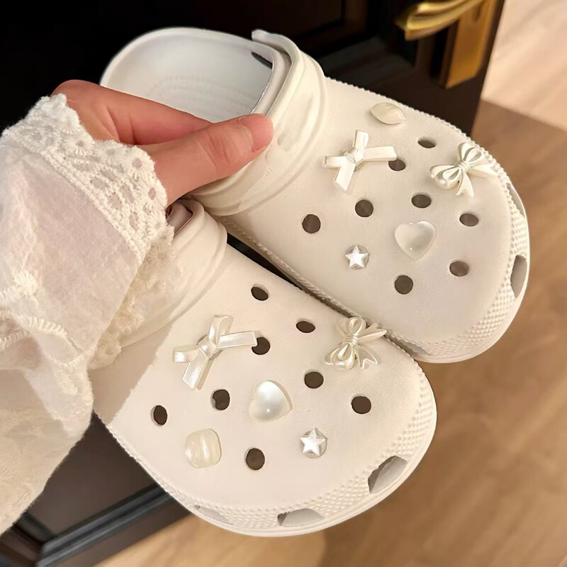 Bowknot Women's Shoe Charms, Xiaohongshu Trending Accessories, Clog Shoes, Girl Style Ballet Shoe Buckle Integrated Shoe Charms Bowknot Women's Shoe Charms, Xiaohongshu Trending Accessories, Clog Shoes, Girl Style Ballet Shoe Buckle Integrated Shoe Charms