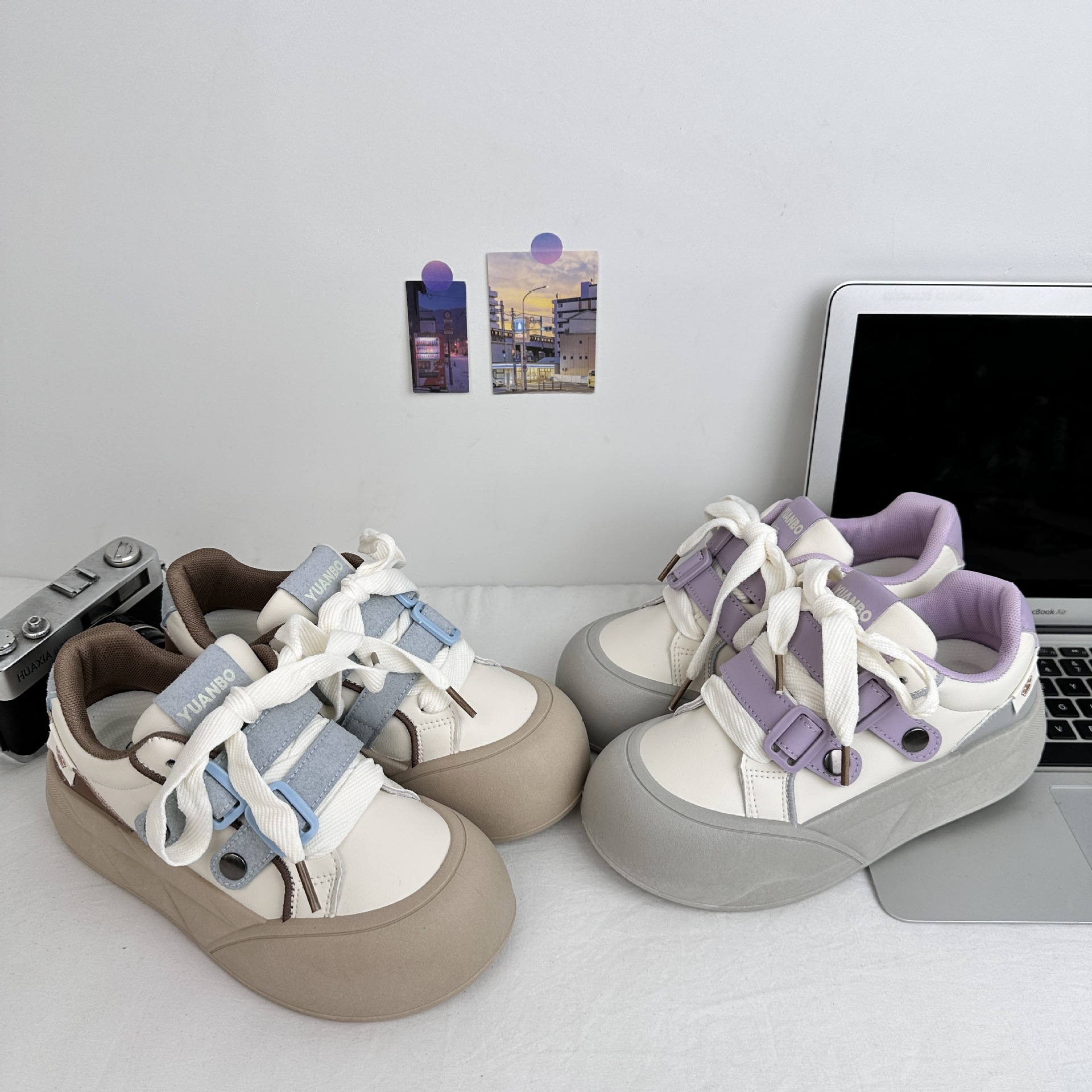 Yuanbo estudiante zapatos de pan de suela gruesa de corte bajo zapatos casuales de todo fósforo para mujer 2025 primavera nuevo estilo coreano zapatos blancos multicolor