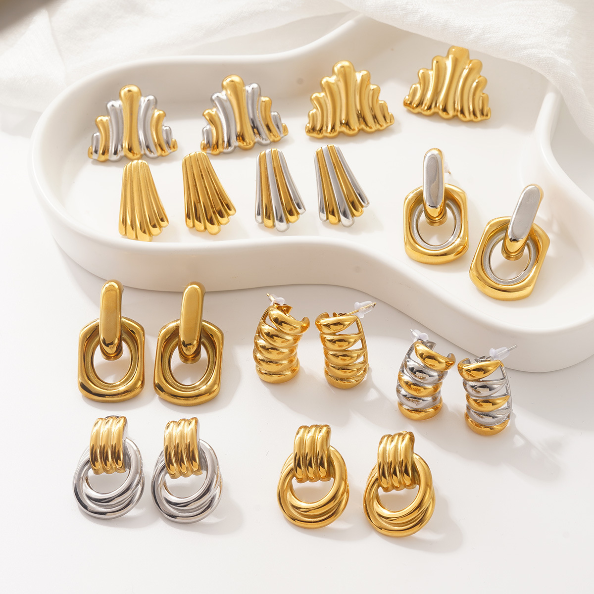 European and American Color Matching Stainless Steel Hoop Earrings Niche Earrings Titanium Steel Earrings Cross-Border Simple Fashion Manufacturer Wholesale