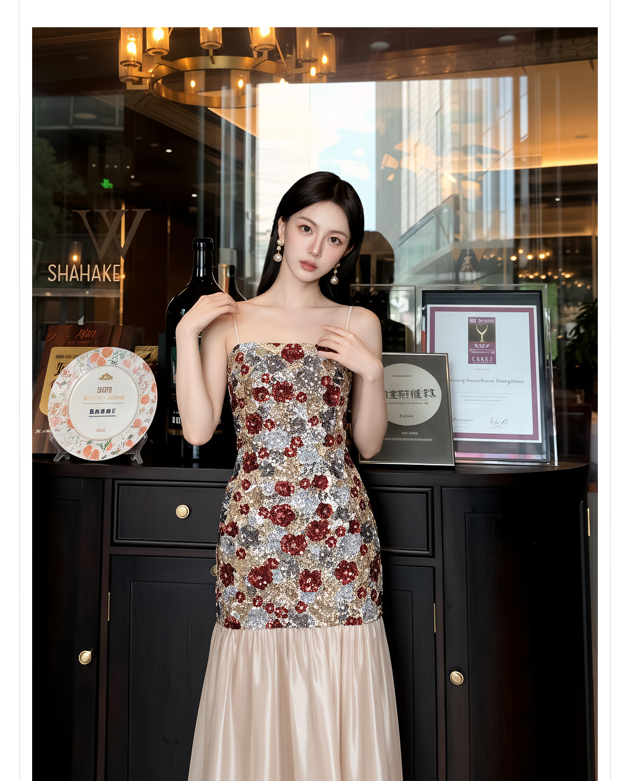 Bộ đầm dây maxi thêu ren kết hợp kim sa phong cách Tân Trung Hoa + áo khoác choàng vai — Trang chủ, bộ đồ, đầm dây chi tiết 4