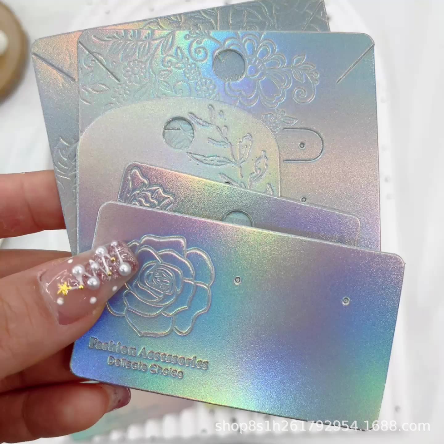 网红镭射首饰背卡厂家直销项链手链通用展示卡爆款轻奢首饰展示卡