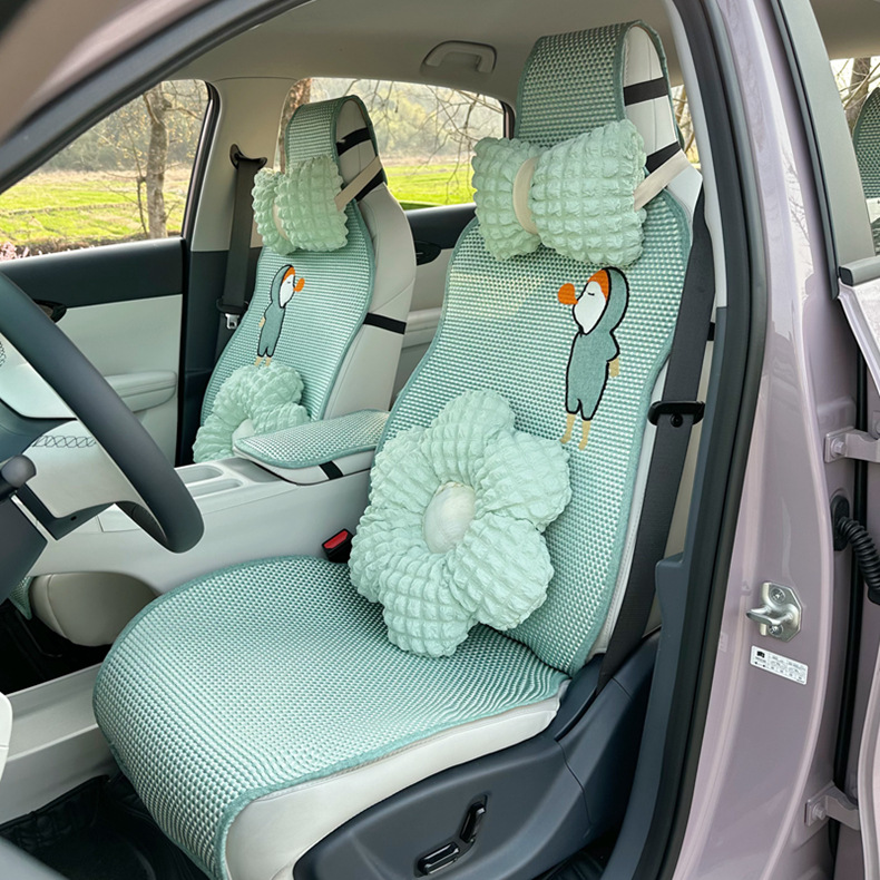 Suitable for Geely Xingyuan Car Seat Cover, Four-Season Semi-Enclosed New Ice Silk Seat Cushion, Xingyuan Special Car Seat Cushion for Women