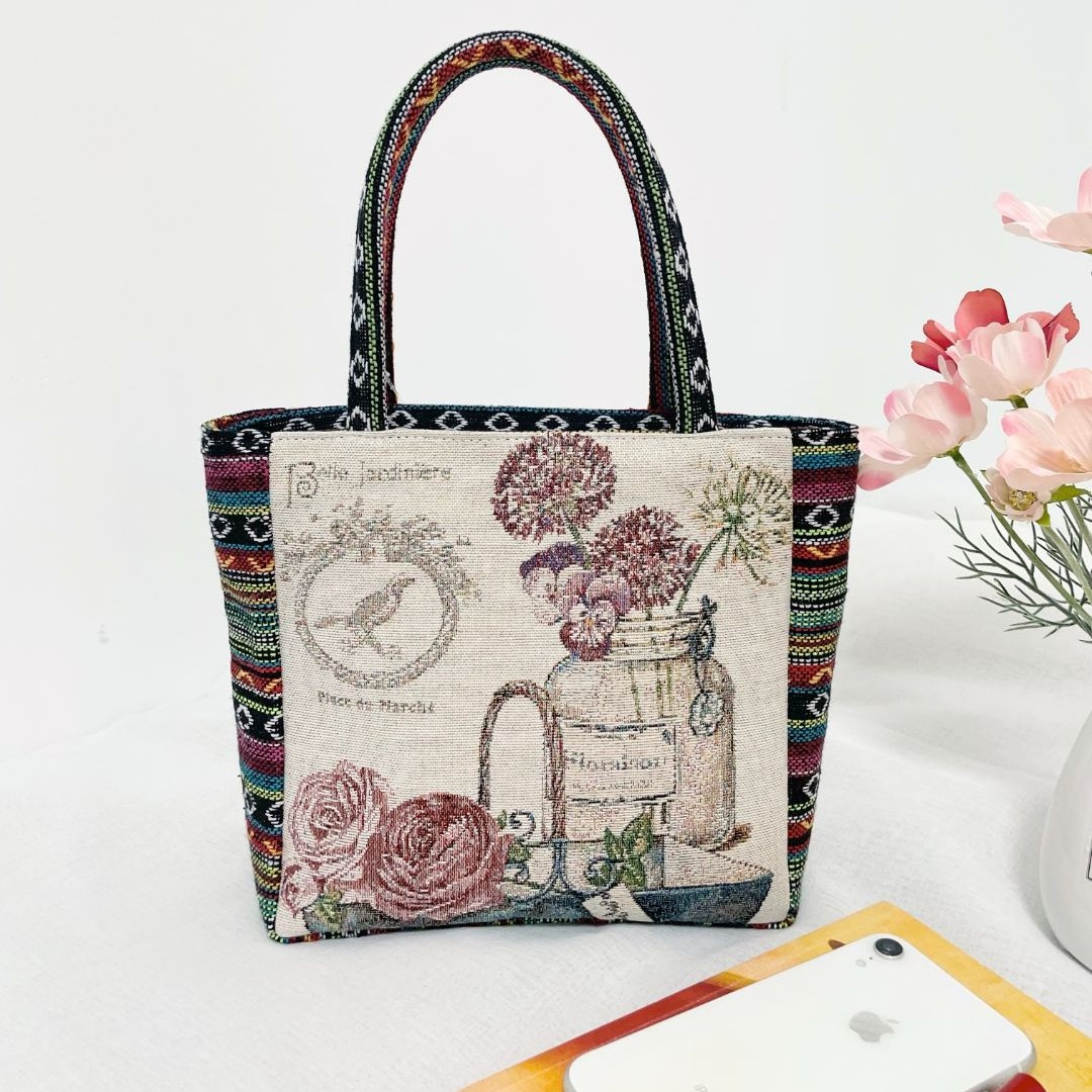 Nuevo retro con Jacquard de oro dorado de doble cara encriptado y engrosado bordado bolso de mano de vela nacional bolso de mano