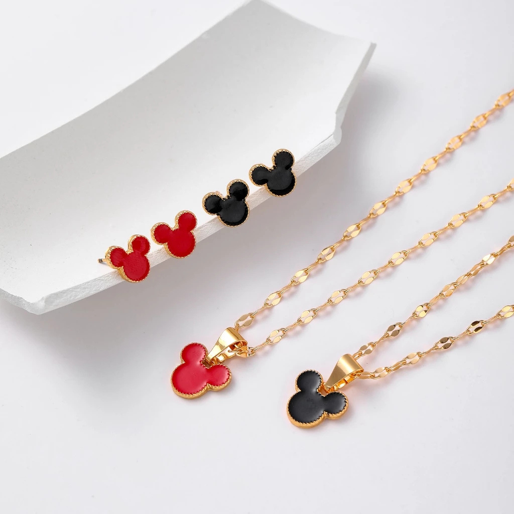 Ventas transfronterizas calientes de pendientes Mickey collar conjunto de joyería cobre chapado en oro goteo de aceite pendientes de Mickey ratón joyería al por mayor