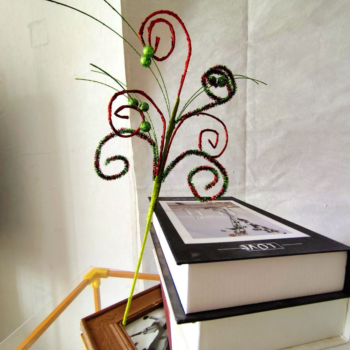 Fabricantes transfronterizos directos polvo de oro caramelo de Navidad rotativo decoración de flores oro rosa verde twist stick caramelo inserto