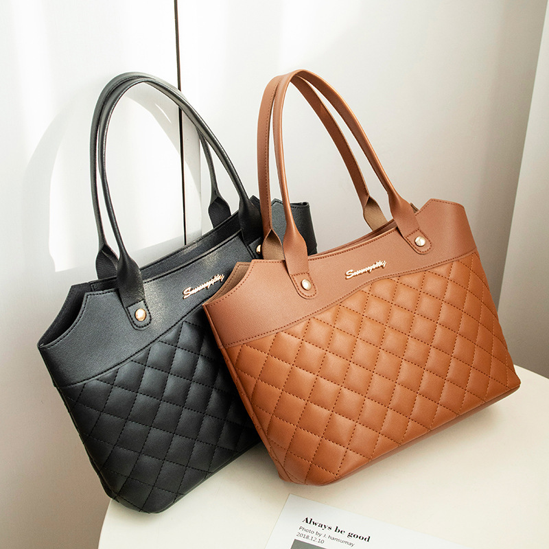 2022 Autumn and Winter New European and American Fashion Quilted Large Bag Simple Shopping Bag Single Shoulder Crossbody Bag Handbag Export Model 2022 Autumn and Winter New European and American Fashion Quilted Large Bag Simple Shopping Bag Single Shoulder Crossbody Bag Handbag Export Model