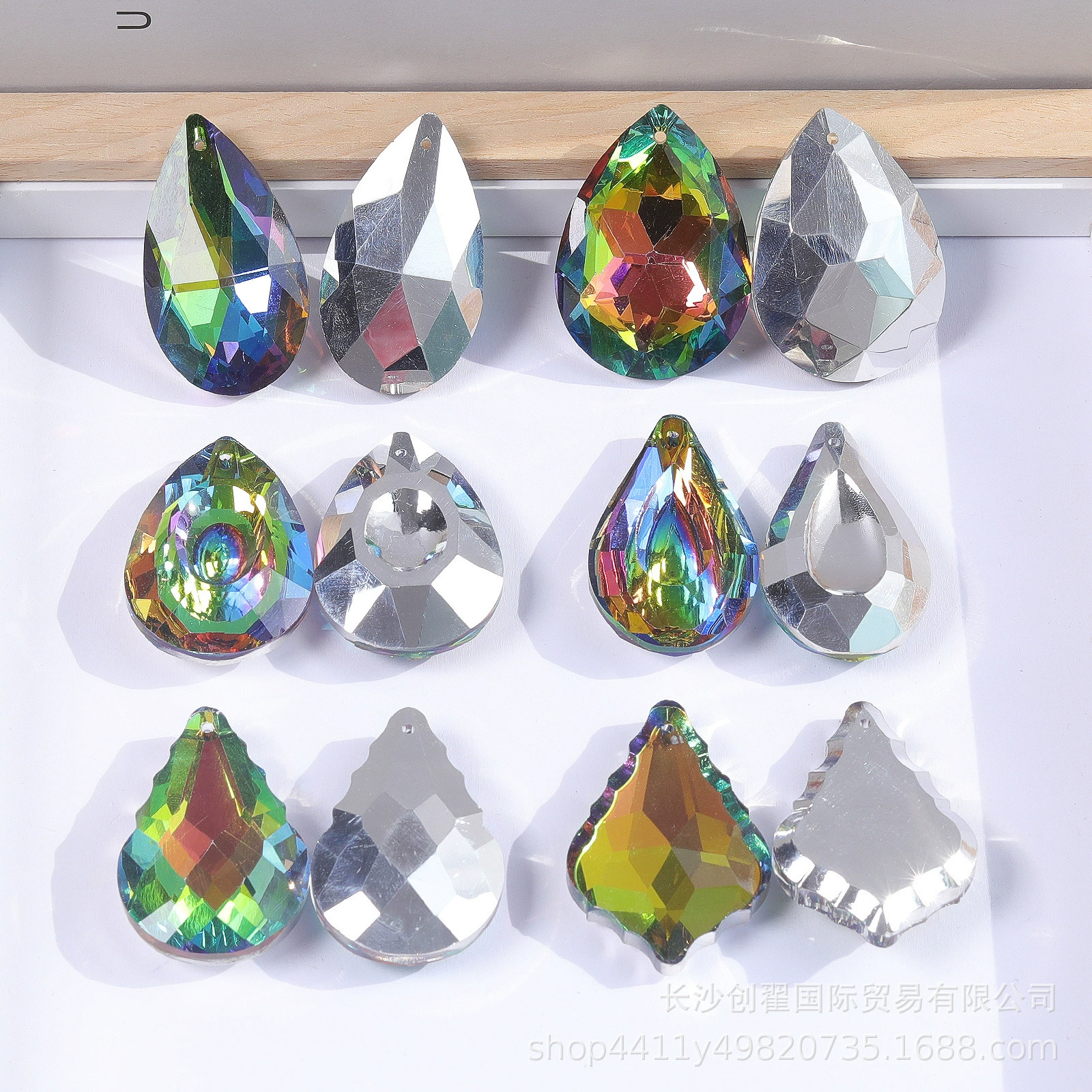 Серебряный кулон, стеклянные серьги, аксессуары