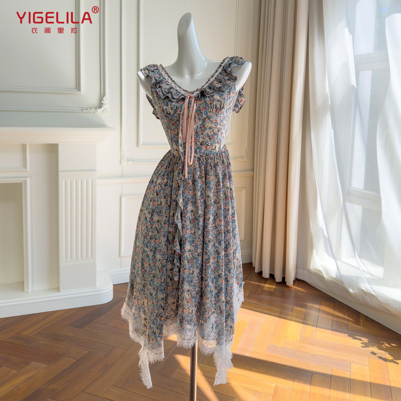 Vintage French Country Floral Mid-Length Dress V-Neck Sleeveless Flutter Shoulder Double-Layer Ruffle High-Waisted Dress 69802 Vintage French Country Floral Mid-Length Dress V-Neck Sleeveless Flutter Shoulder Double-Layer Ruffle High-Waisted Dress 69802